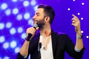 آهنگ دست نگه دار از بنیامین بهادری