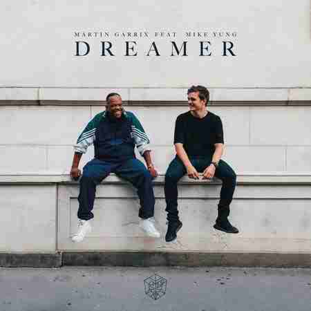 دانلود آهنگ Martin Garrix به نام Dreamer