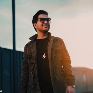 دانلود آهنگ فرزاد فرخ به نام گل قرمز