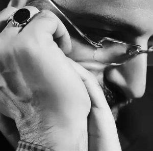 آهنگ محمد اصفهانی بنام غوغای ستارگان