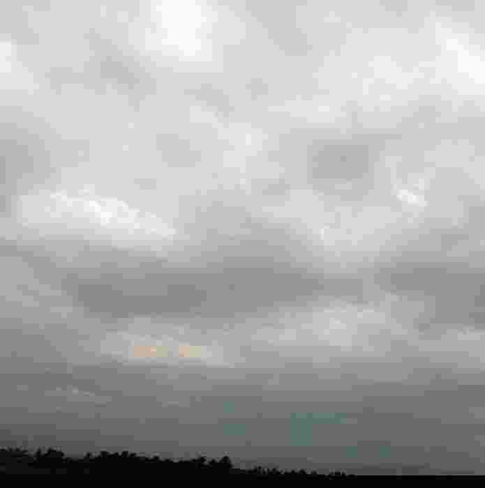  آسمون بالای سروم همیشه اوره