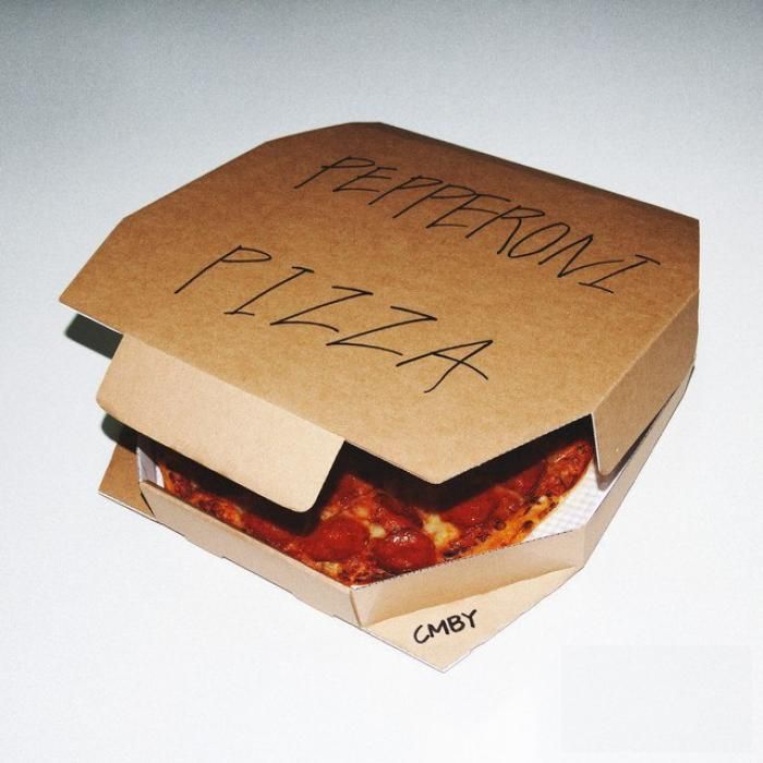 دیون pepperoni pizza