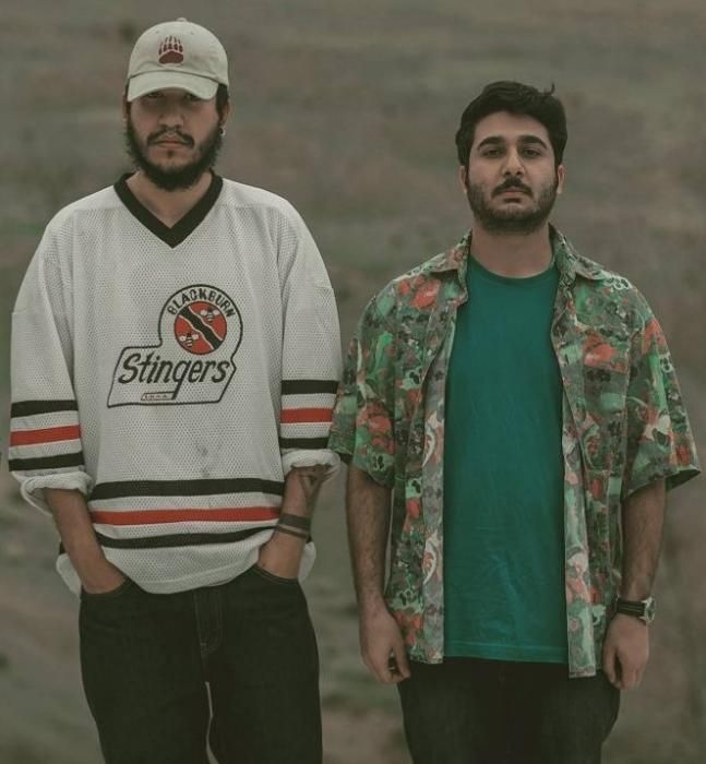  منو قطارم جا گذاشت روی دستام پا گذاشت