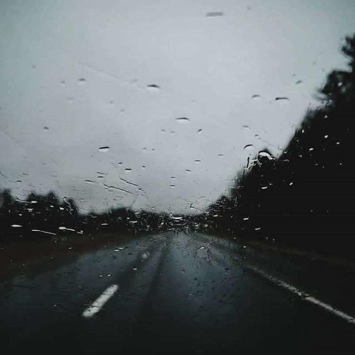 دانلود آهنگ دیگه صبح ها نمیخندم هیشکی میخنده
