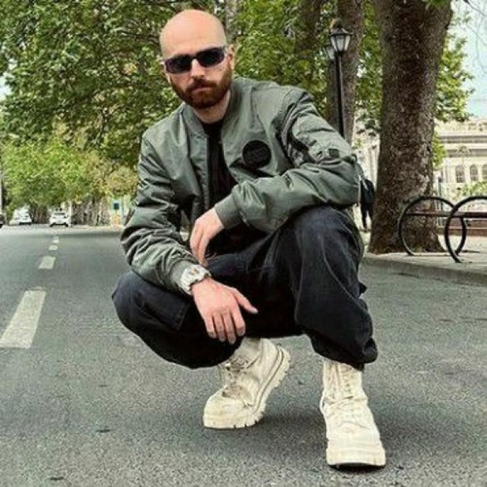 دانلود آهنگ زخمش موند ولی میگذره قلبت زود برام میشکنه