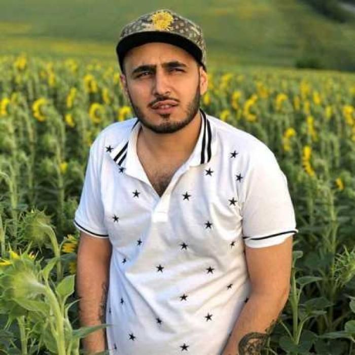 دانلود آهنگ من از ته کوچه های ترس میومدم دوستام گفتن پشتمن