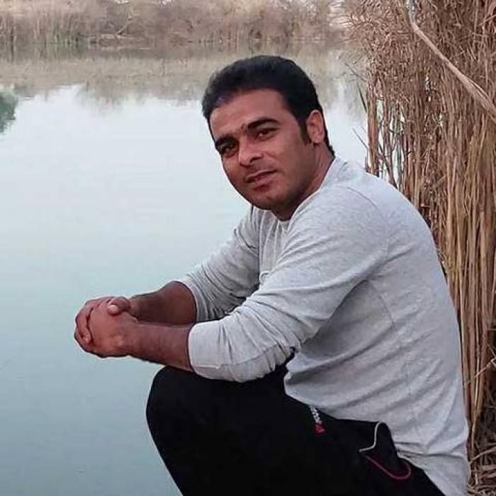 دانلود آهنگ منم انگار نه انگار نه انگار به فکر یارم اینجوری مست میکنم