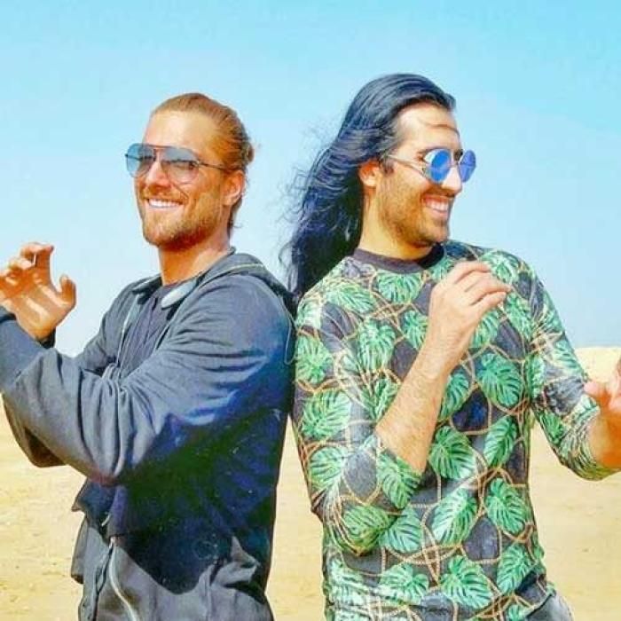 دانلود آهنگ طرف حساب دلت منم بزار بهت رک بگم باید عاشق خودم باشی حتی شک نکنی یکم