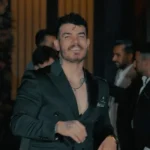 دانلود آهنگ جدید مخورم سلامتیش پیکی که تو دسمه از فرهاد فرهادی